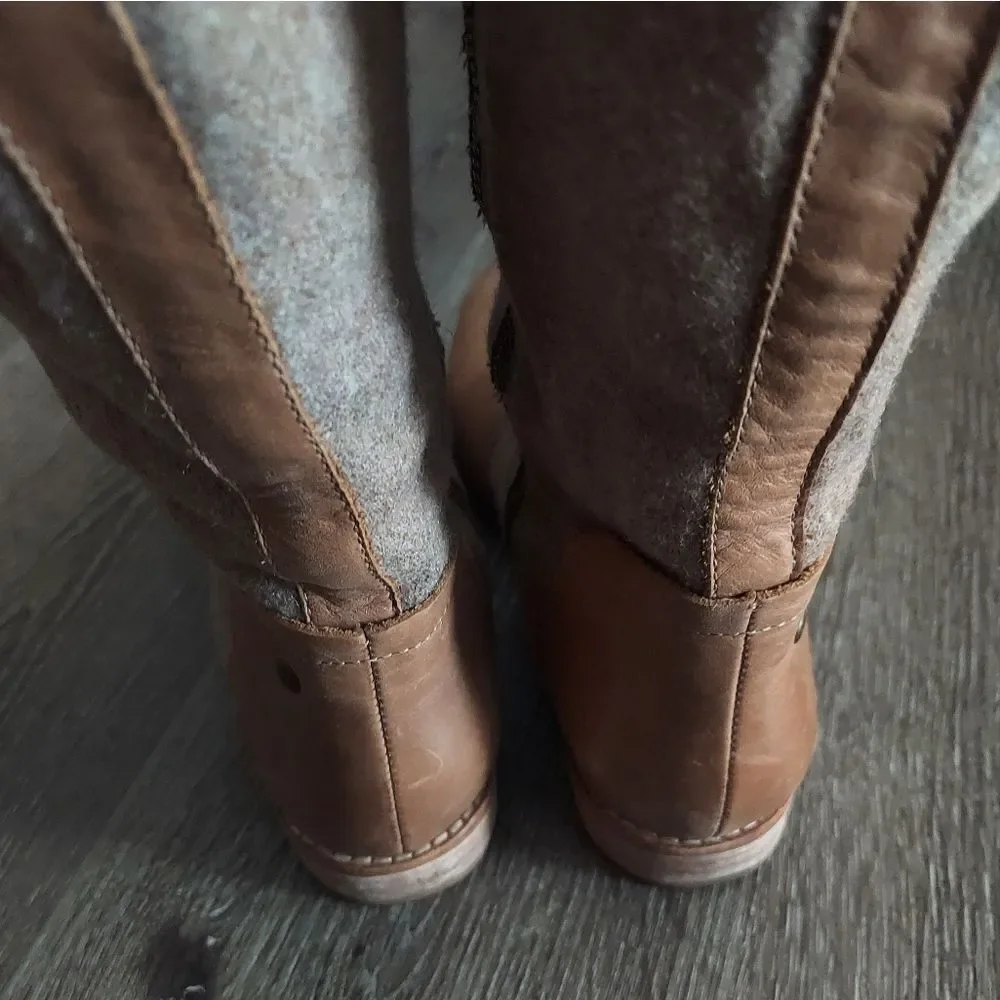 Womens Caterpillar Sabrina Tan Leather and Wool Riding Boots P310508 - Size 7.5